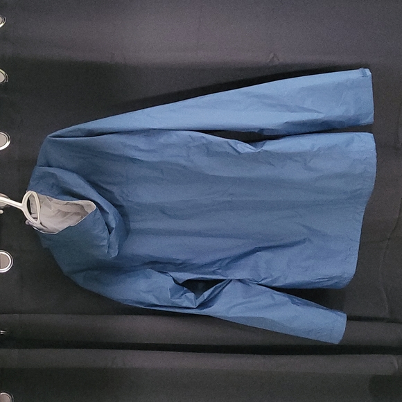 Columbia raincoat Men's size LG. Navy Blue color. - Picture 4 of 5